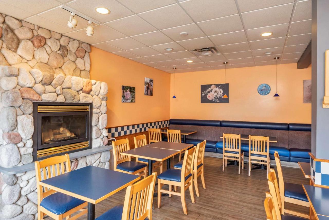 Econo Lodge Prince George
