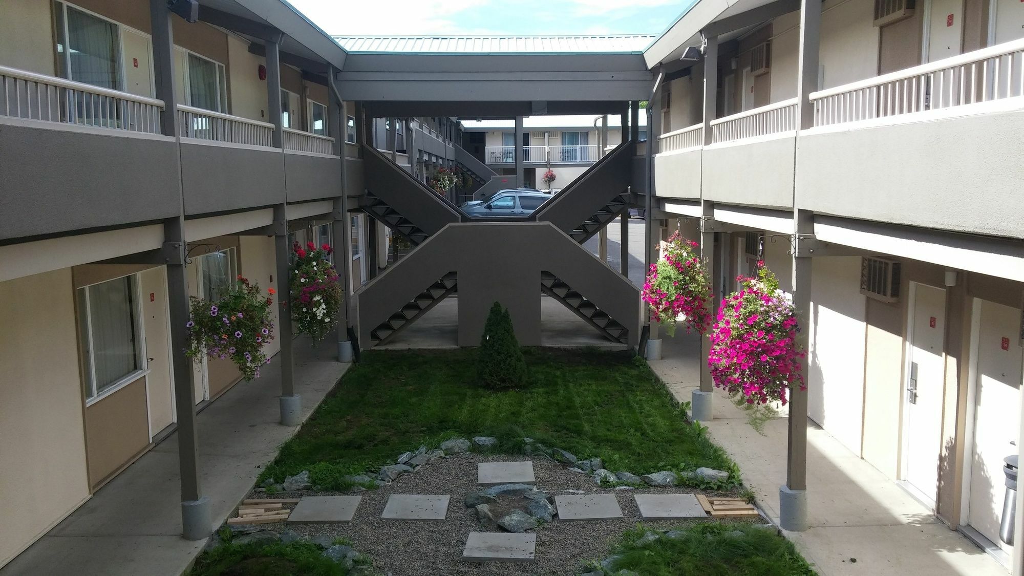 Lodge Econo